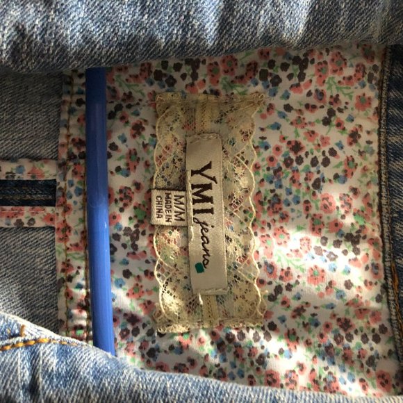 Distressed JEan Jacket - Picture 2 of 3